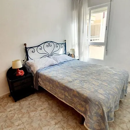 Piso A 50 Metros De La Playa Arenal 卡尔佩