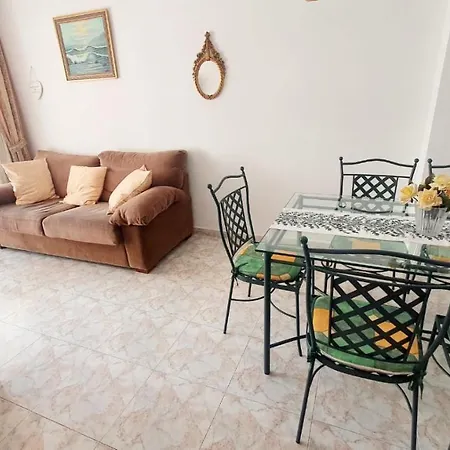 Piso A 50 Metros De La Playa Arenal * 卡尔佩